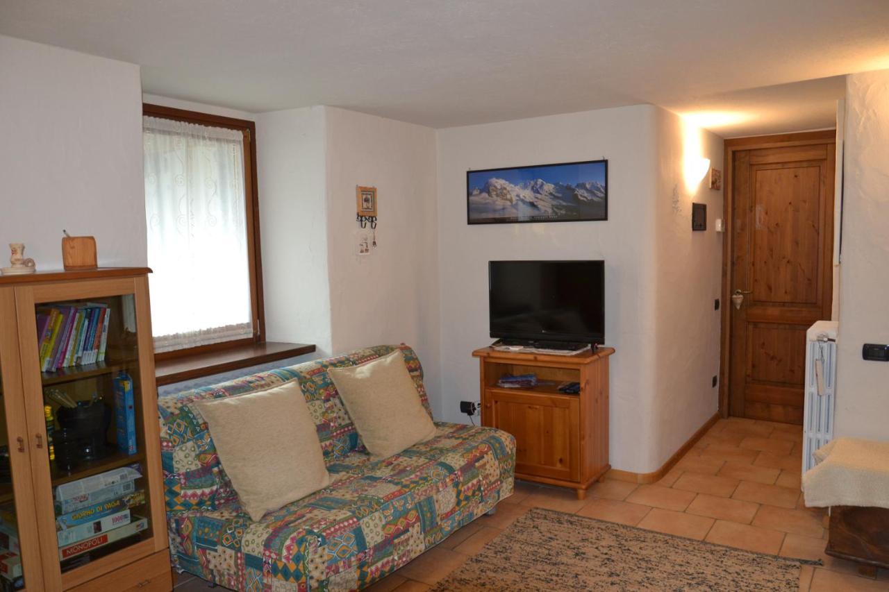 Alle Pendici Del Monte Rosa Champoluc Extérieur photo